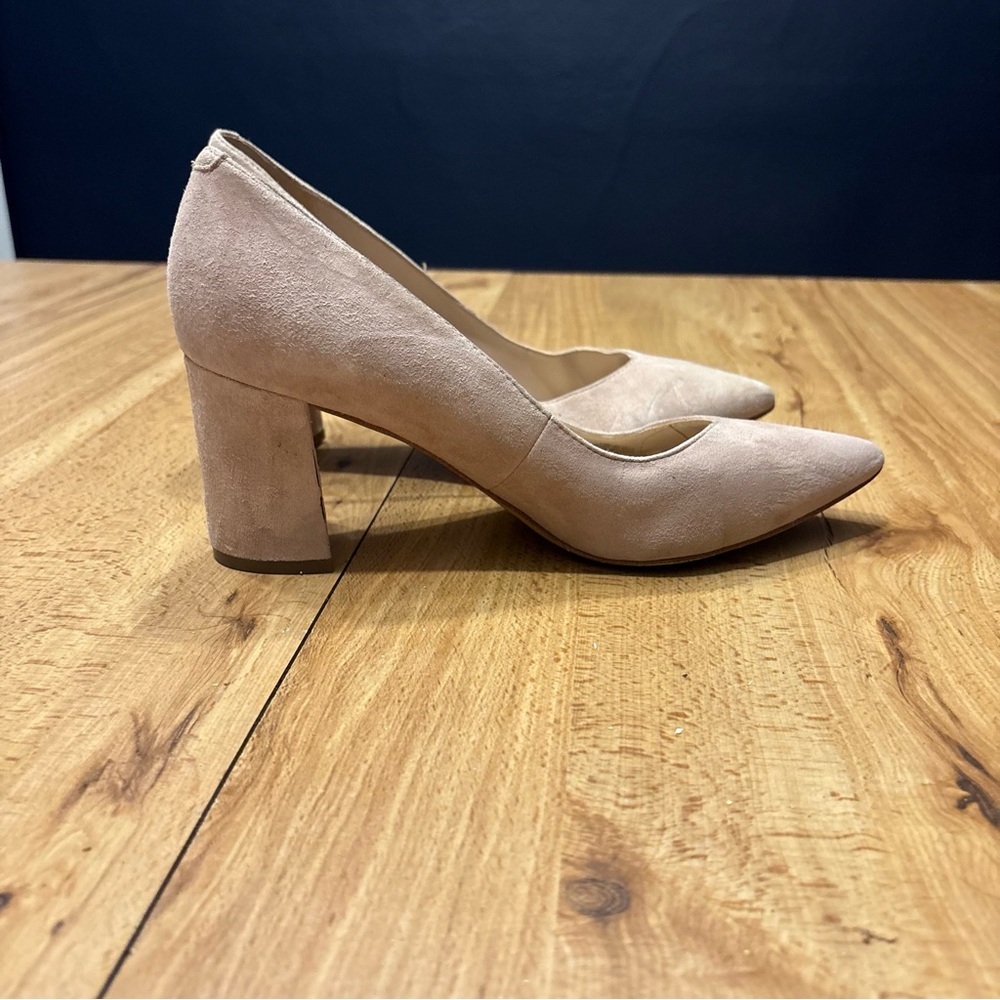 Marc Fisher LTD Yehudi Pointed Toe Pumps Light Pink Women’s 7.5